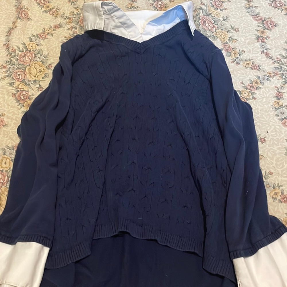 Built in blouse collar navey knit design